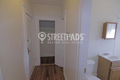 Building Photo - 1 bedroom in Boston MA 02215