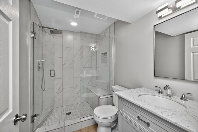 Building Photo - 433 Potomac Dr