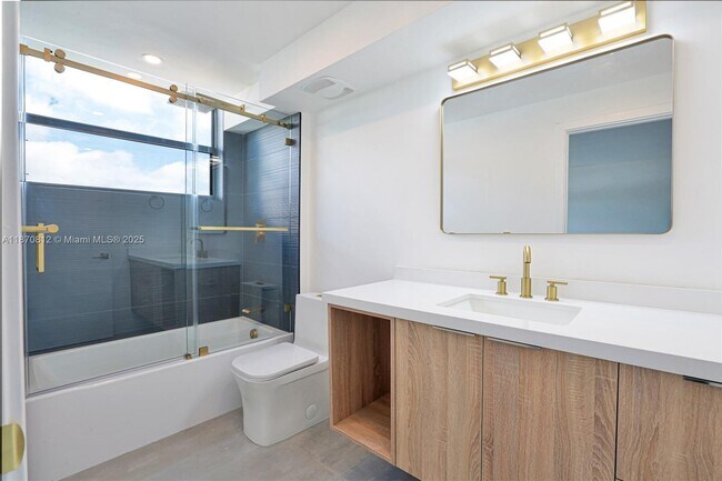 Building Photo - 9300 Bay Harbor Terrace