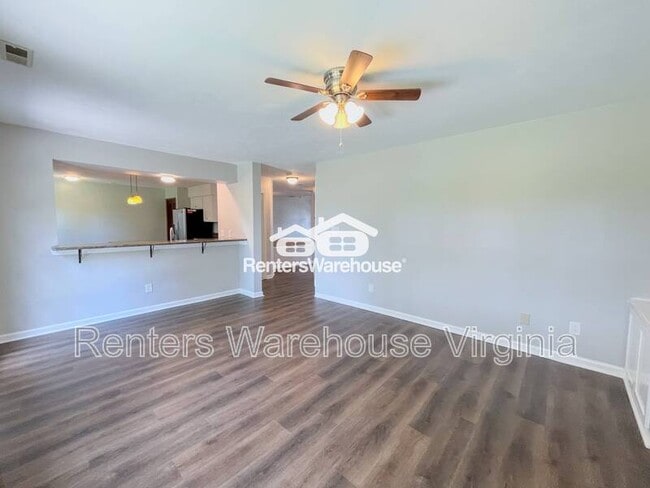 Building Photo - 2045 Cheshire Forest Ct