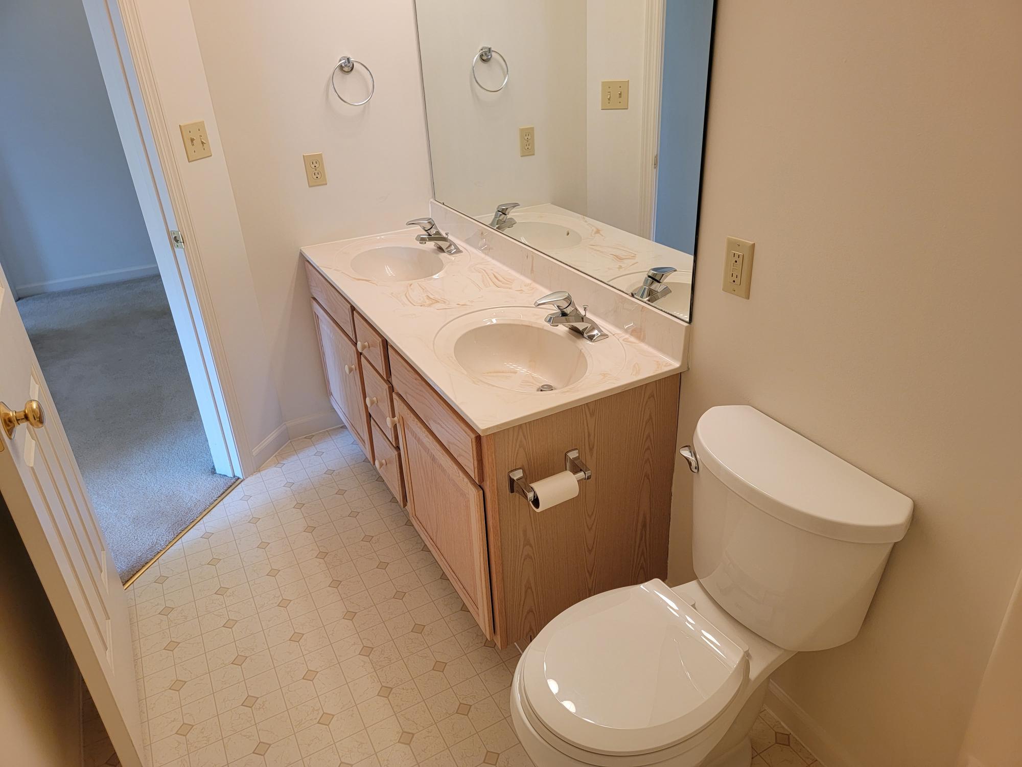 Building Photo - 205 Riders Way