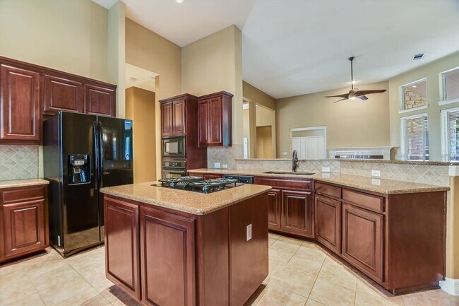 Building Photo - 2339 Berwick Dr