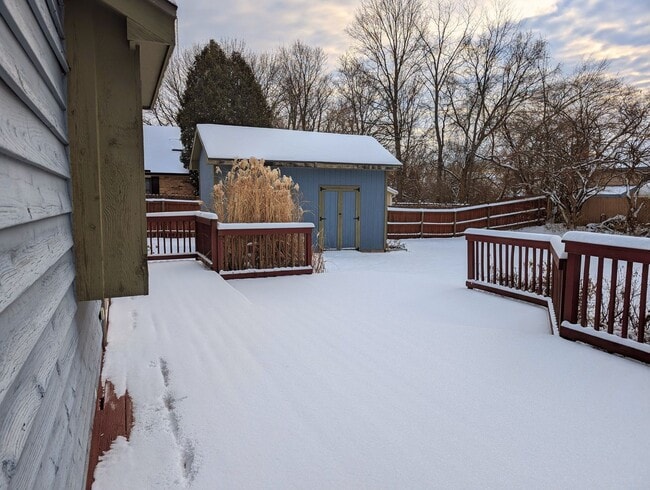 Building Photo - 4 Bedroom Beavercreek Home - AVAILABLE NOW!