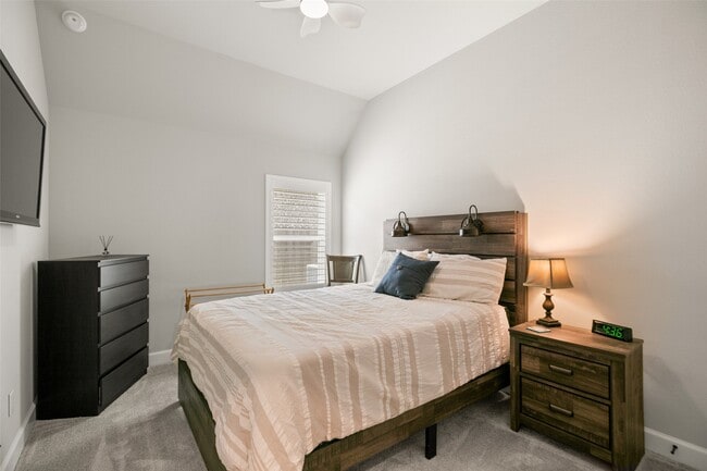 Building Photo - 29622 Cedar Elm Wy