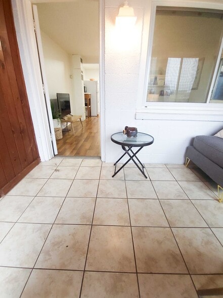 Building Photo - 2359 Old Iroquois Trl