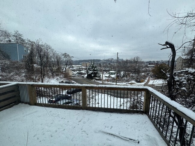 Building Photo - 2840 Josephine St