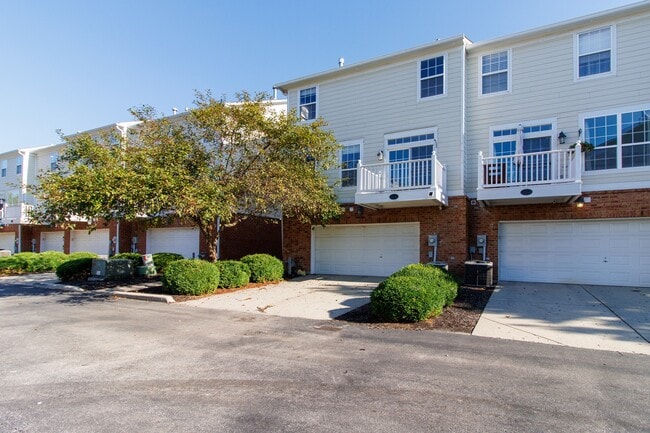 Building Photo - 1006 Cavendish Dr