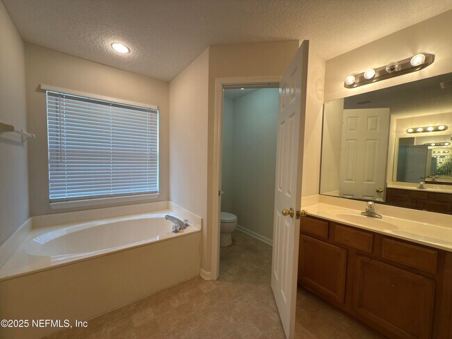 Building Photo - 1324 Wekiva Way