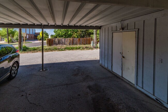 Building Photo - 2-BEDROOM DUPLEX