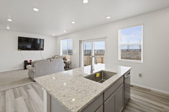 Building Photo - New 2 Story Home built in 2025