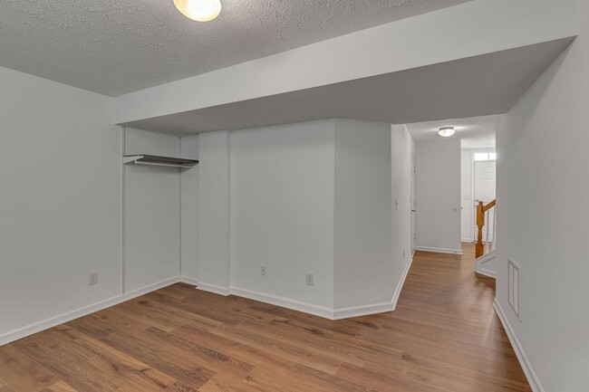 Building Photo - Spacious 2-Bedroom home in Prime West Nash...