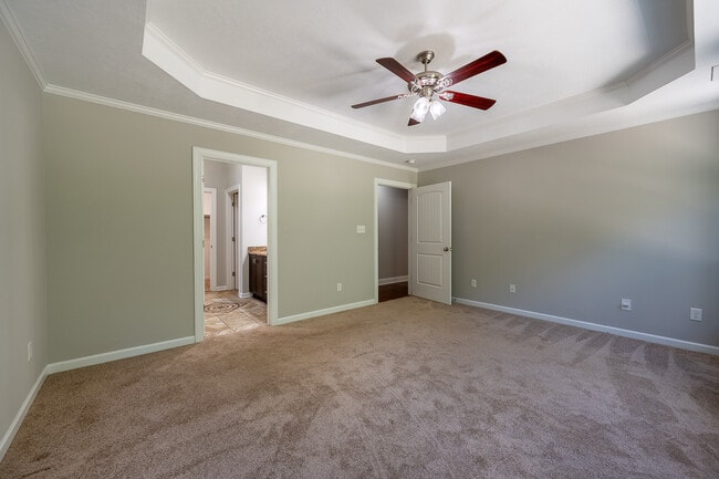 Building Photo - 474 Sebastian Dr