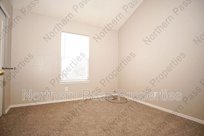 Building Photo - 10790 Adin St