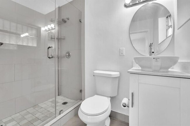 Building Photo - 17115 NW 12th Ct