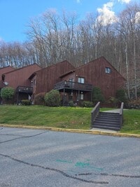 Building Photo - 3 Steamboat Dr