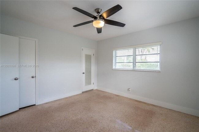 Building Photo - 475 S Shore Dr