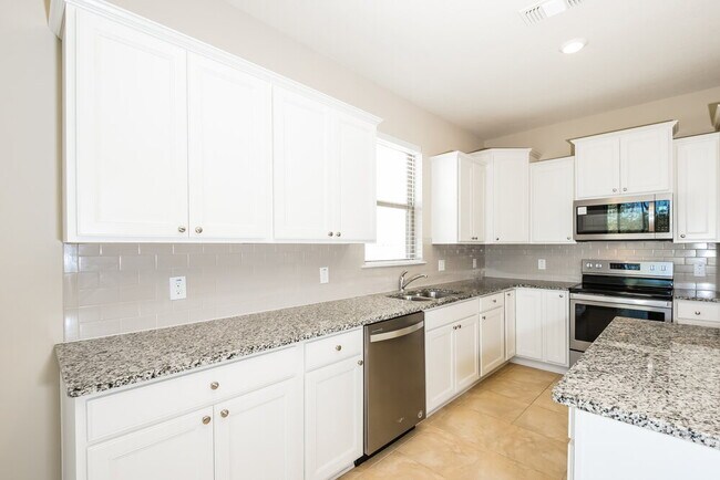 Building Photo - 3416 Soaring Dr