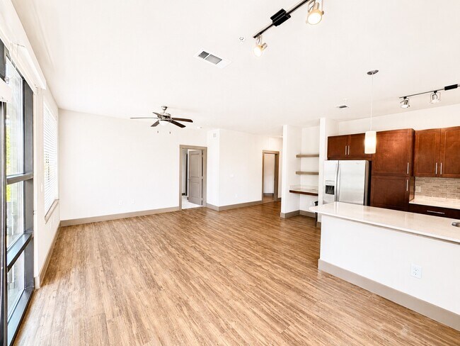 Building Photo - 2910 Milam St