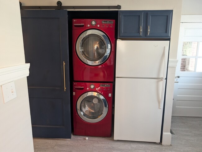 Building Photo - 1117 Kinard Ct