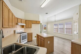 Building Photo - 16911 Bouldgreen