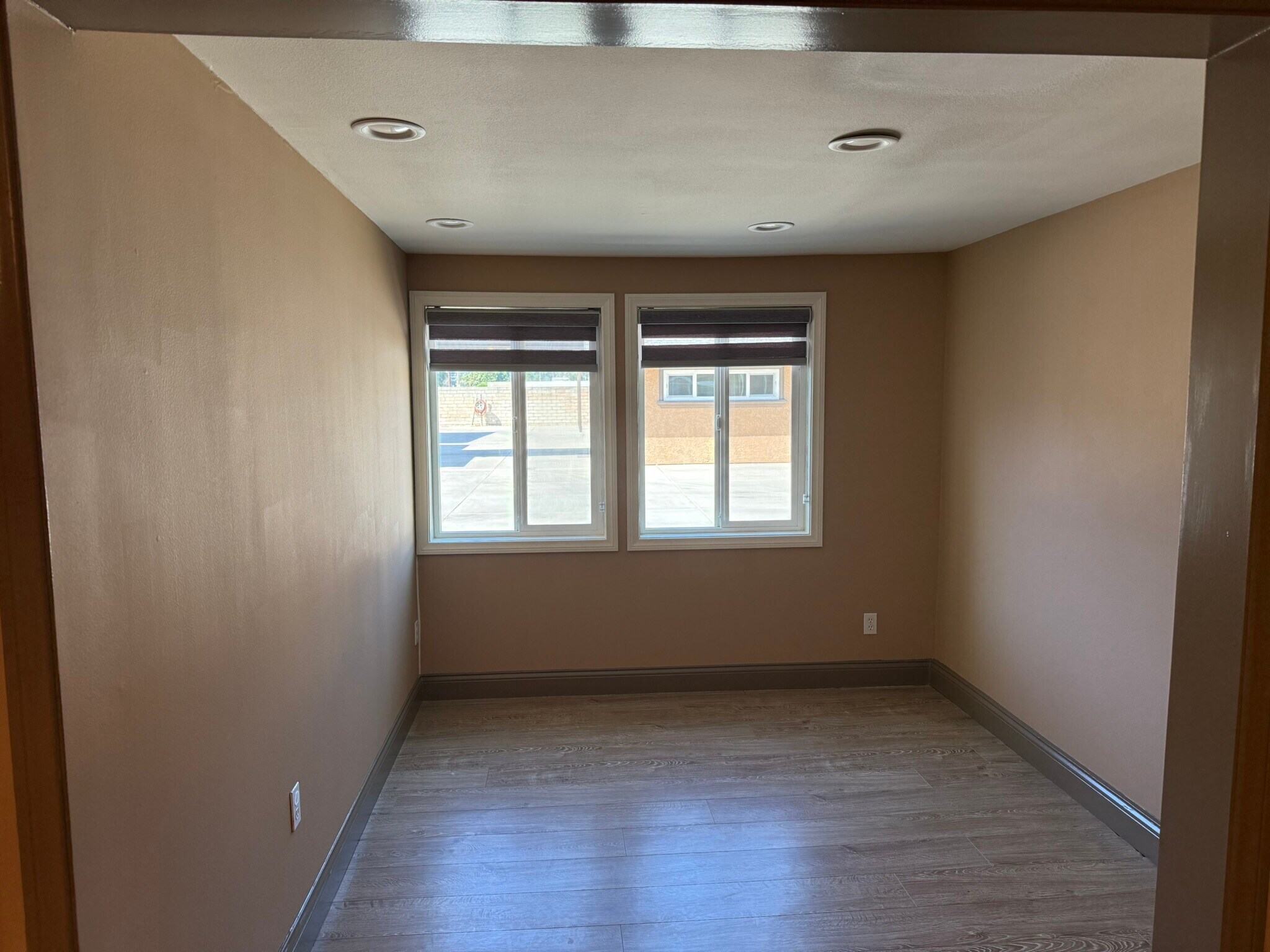 Building Photo - 12880 McKinley Ave