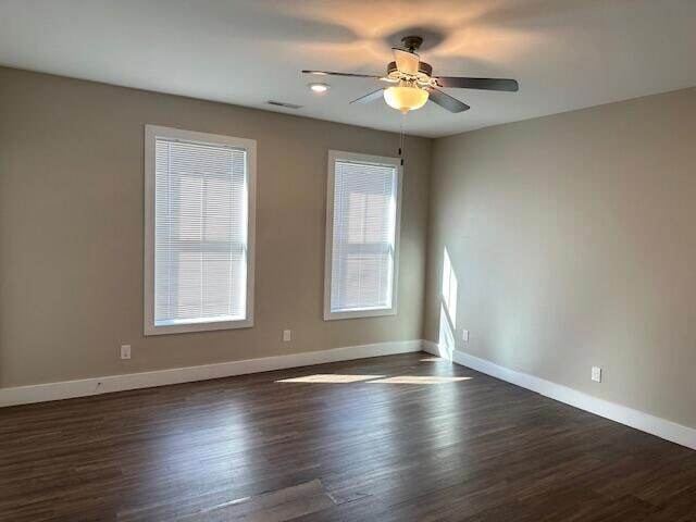 Building Photo - 1702 Arbor Hls Dr SE