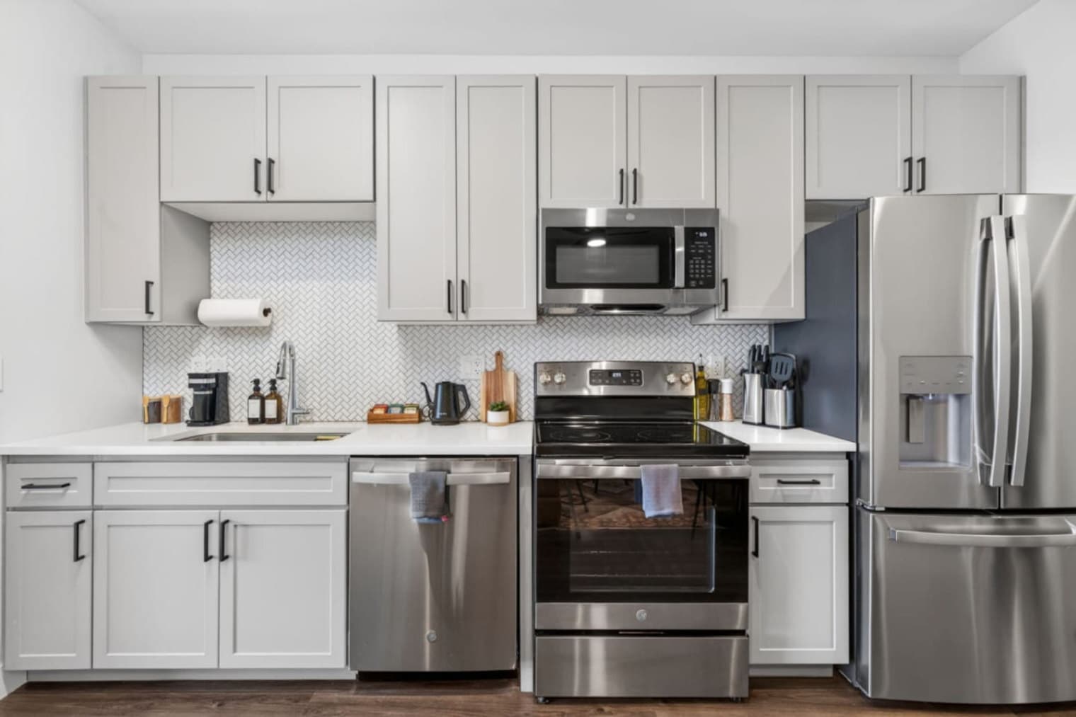 Building Photo - 4225 N 32nd Pl