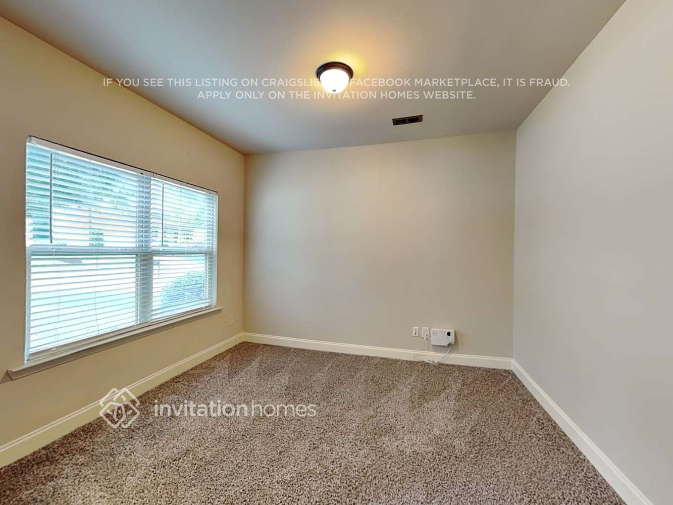 Building Photo - 193 Fairway Dr