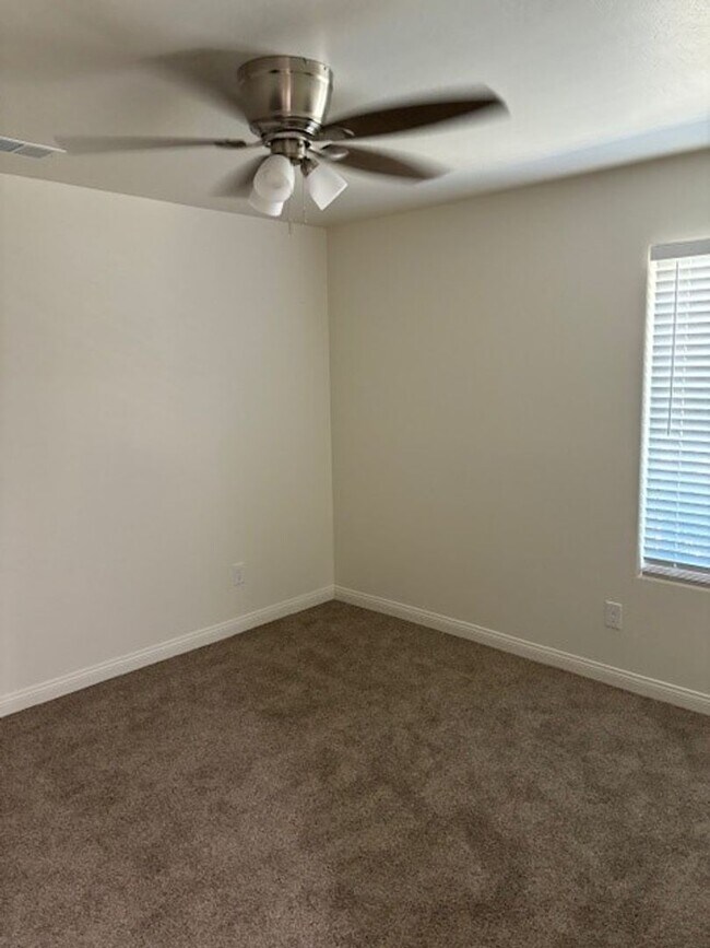 Building Photo - 1021 Nimrod Ct