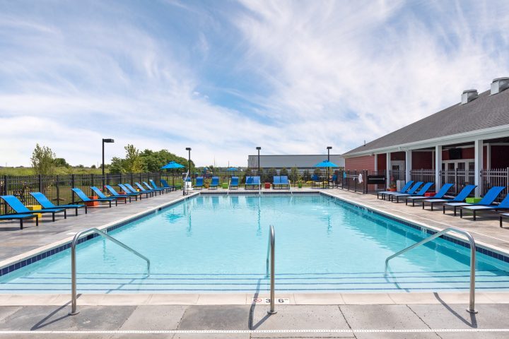 Building Photo - 4504 Legends Dr