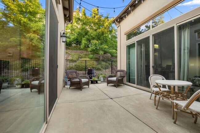 Building Photo - 4001 Reni Ct