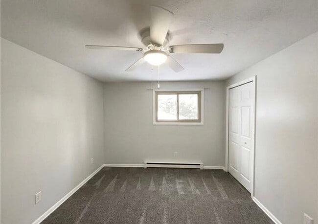 Building Photo - 32847 Redwood Blvd