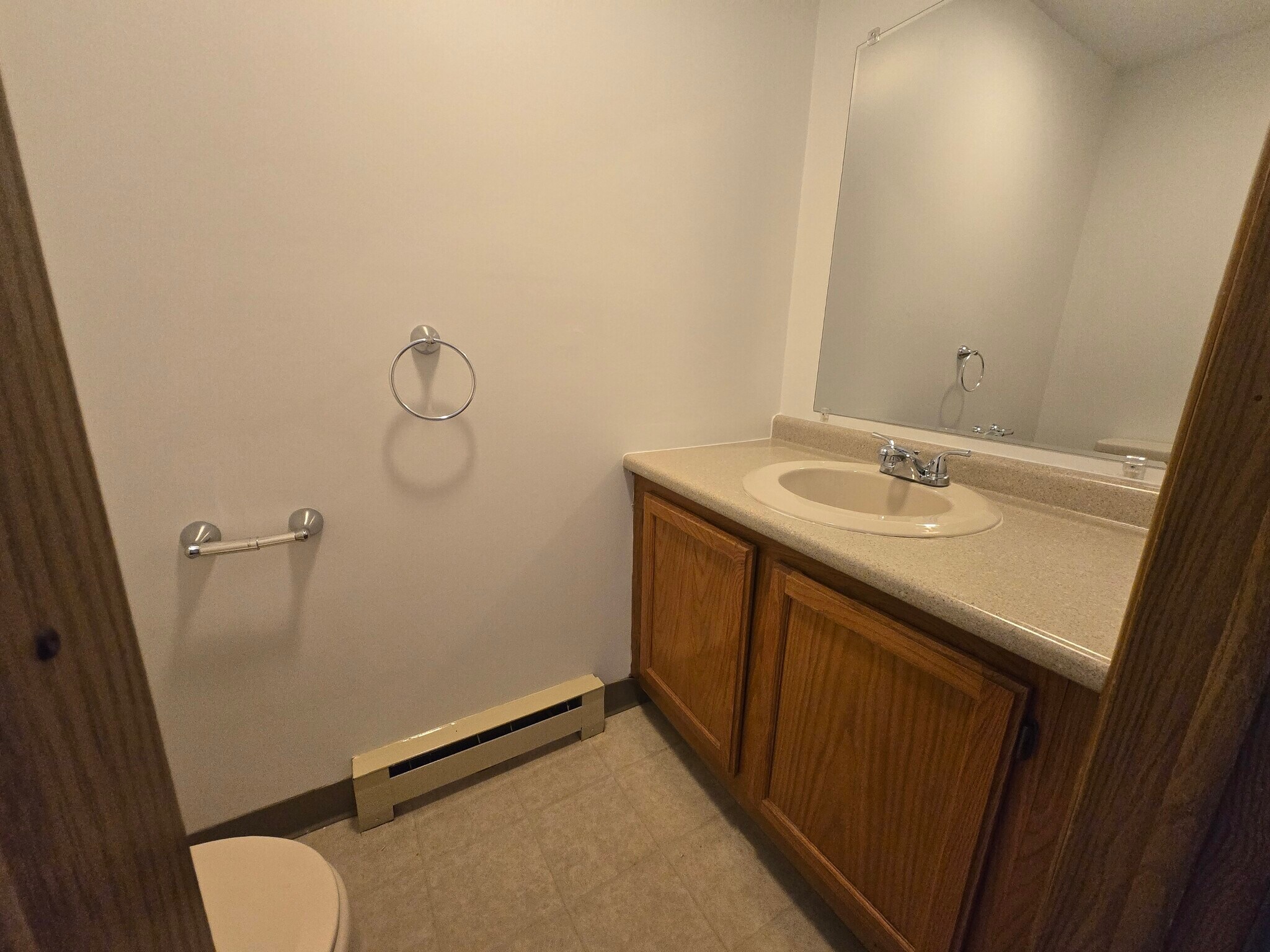 Building Photo - 33 4th Ave