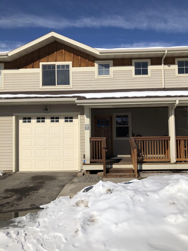 Building Photo - 2961 N 27th Ave