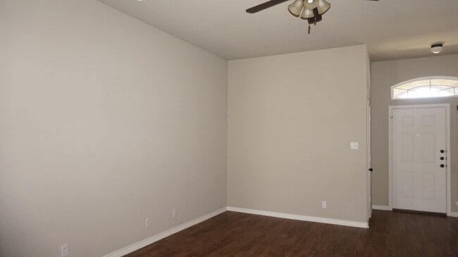Building Photo - 3-Bedroom House for Rent in Killeen