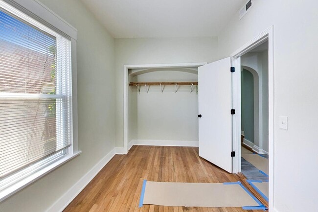 Building Photo - 43 N Menard Ave