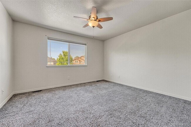 Building Photo - 17672 E Weaver Pl