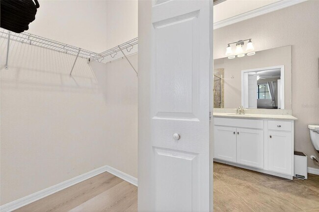 Building Photo - 17520 Gawthrop Dr