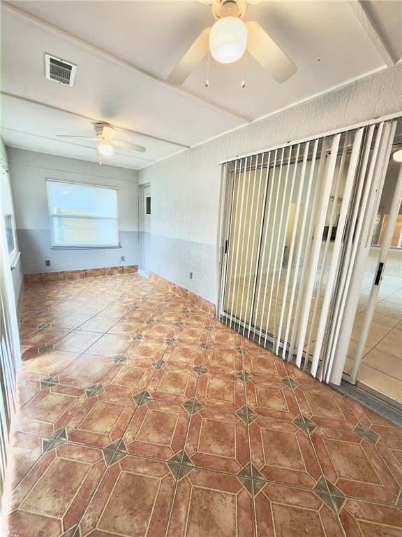 Building Photo - 2951 Smithfield Dr