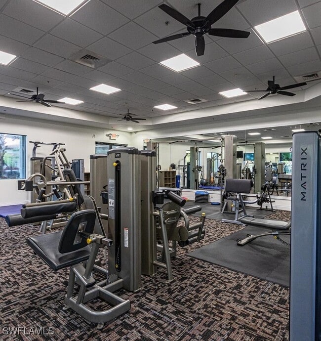 Building Photo - 10419 Carolina Willow Dr