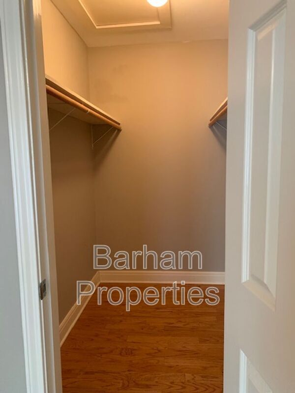 Building Photo - 2111 Raguet St