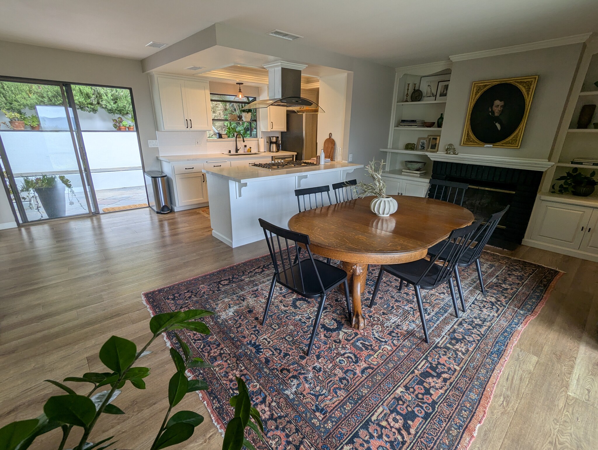 Gas fireplace in background of living room - 1868 Kaweah Dr