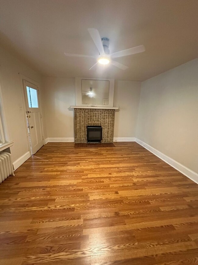 Building Photo - 5460 Broad St