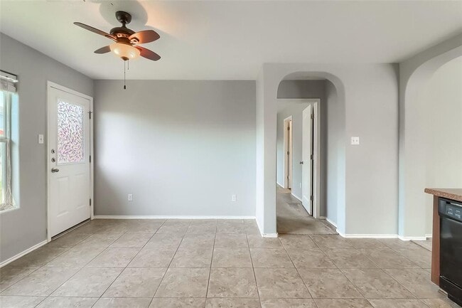 Building Photo - 3308 Barksdale Dr