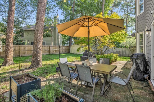 Building Photo - 608 Georgetown Cir