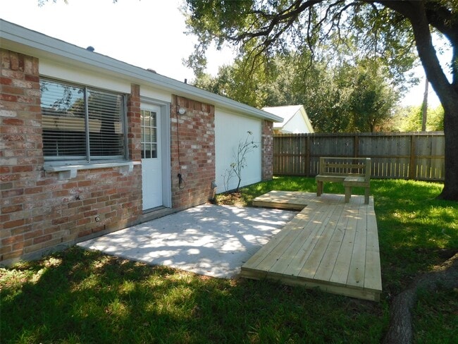 Building Photo - 2754 Quarry Hill Rd