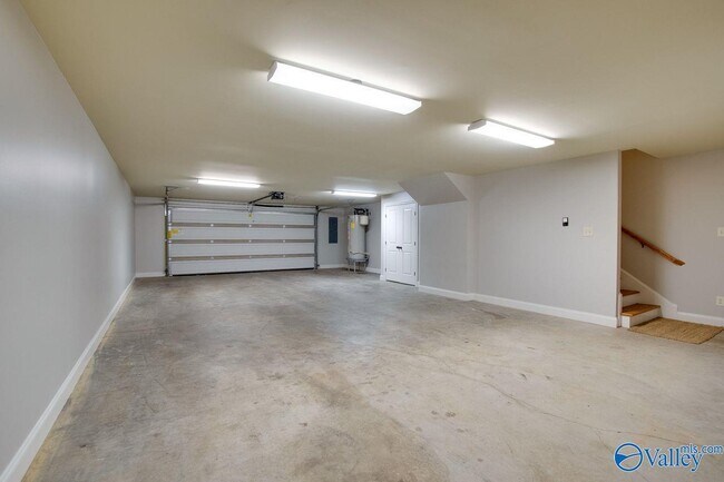 Building Photo - 6421 Lincoln Park Pl NW