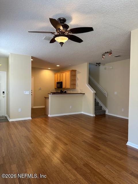 Building Photo - 6155 Bartram Village Dr