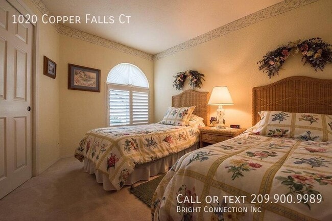 Building Photo - 1020 Copper Falls Ct