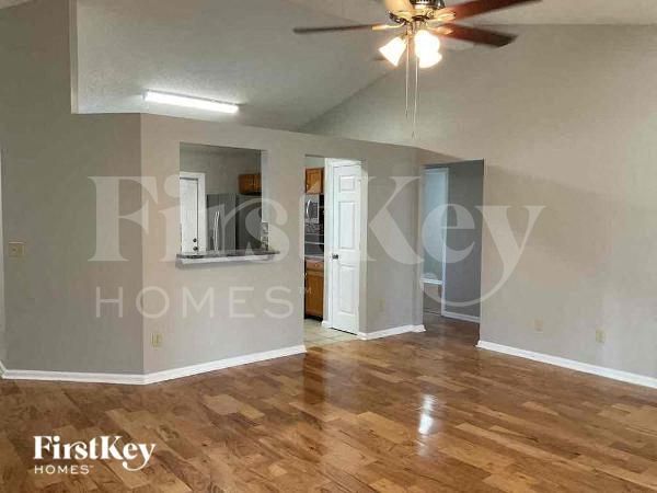 Building Photo - 8047 Queensferry Ln